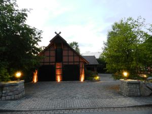 BUCHENHOF-NORDHEIDE IN DER LUENEBURGER H