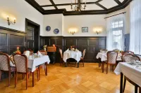 Hotel & Pension Villa Camenz Hotels in Lalendorf