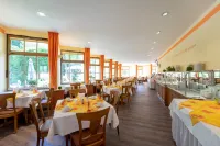 Hotel Goldener Hirsch Hotels in Zella-Mehlis
