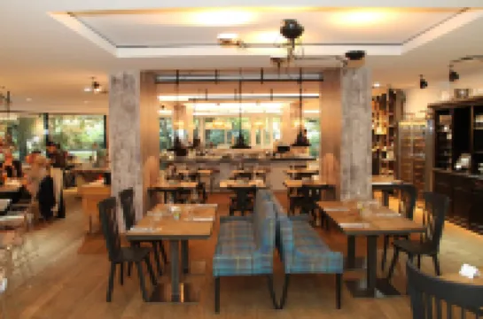 콩그레스 호텔 암 슈타트파크