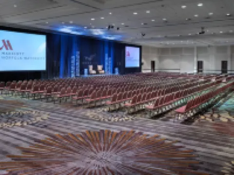 นอร์ฟอล์ก วอเตอร์ไซด์ แมริออท โรงแรมในนอร์ฟอล์ก