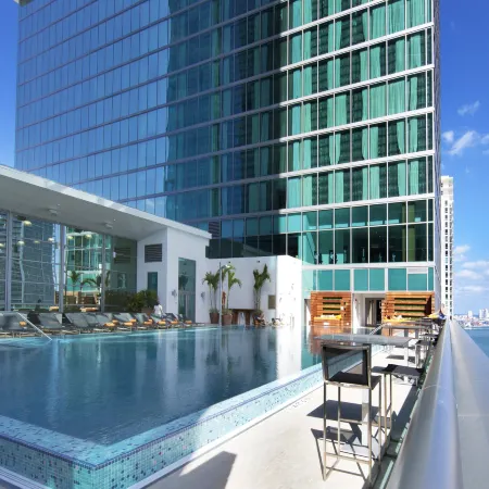 JW Marriott Marquis Miami Отели рядом с достопримечательностью «Центральный железнодорожный вокзал Майами»