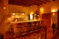 Costa de Oro Beach Hotel - bar