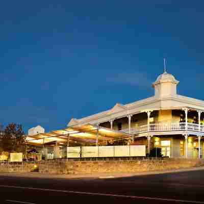 Tradewinds Hotel and Suites Fremantle Hotel Exterior