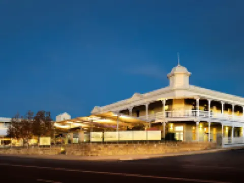 トレードウィンズ ホテル フリマントル フリマントルのホテル