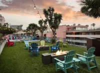 La Jolla Cove Suites Hotels in La Jolla