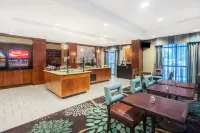 Staybridge Suites MEMPHIS-POPLAR AVE EAST by IHG - Breakfast