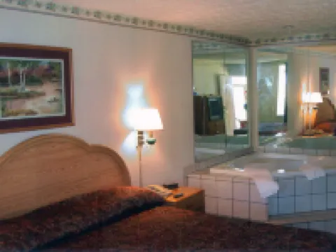 Governors Inn Shelby Hotels in Shelby