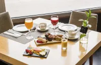 Ilunion Alcalá Norte - sarapan