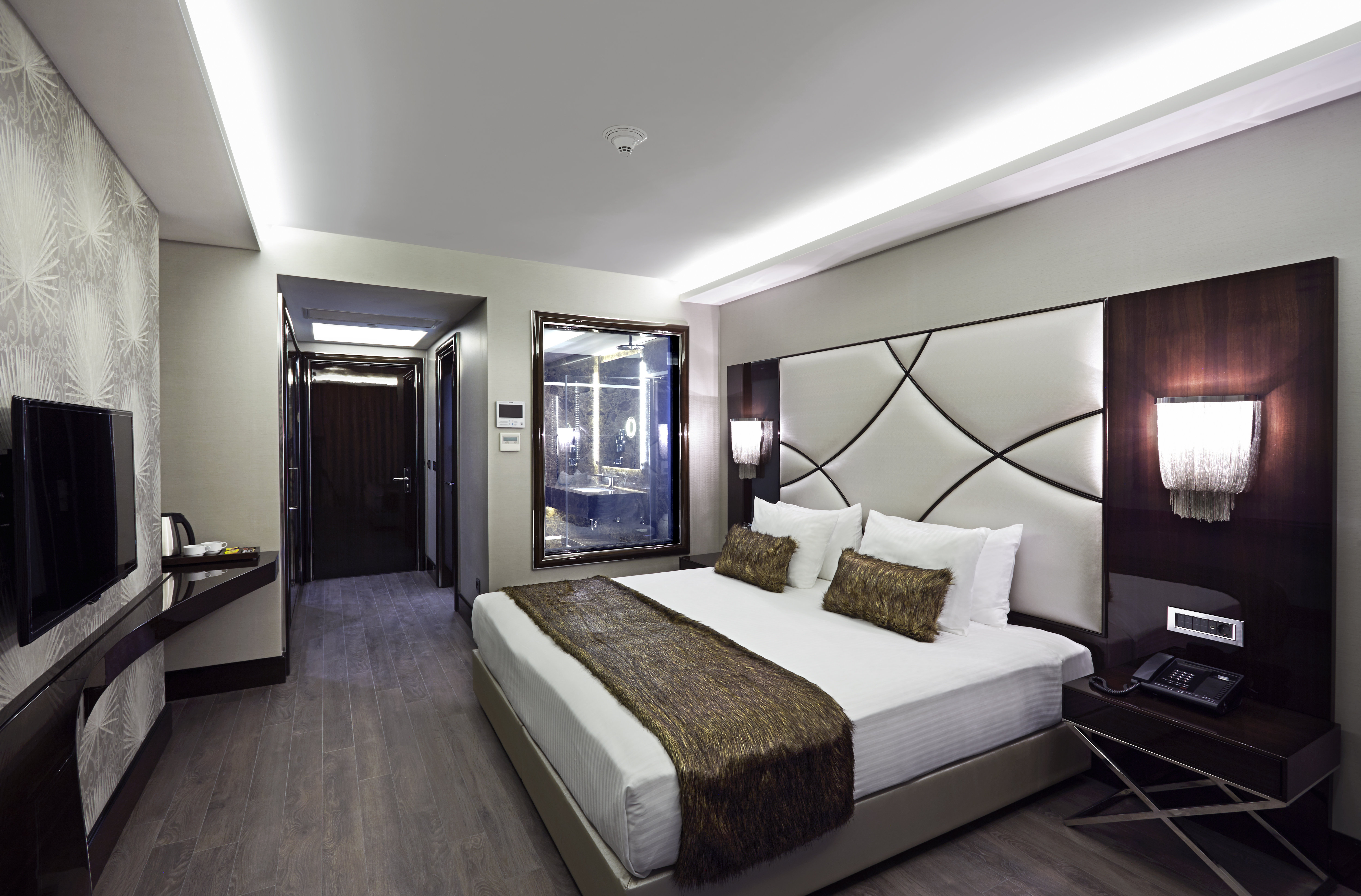 Biz Cevahir Hotel Istanbul (DoubleTree by Hilton Istanbul Esentepe)