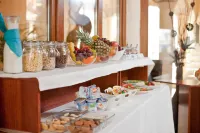 P4W Hotel Residence Szombathely - พร้อมอาหารเช้า