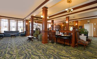 Best Western the Hotel Chequamegon