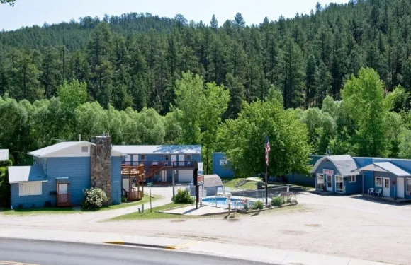 貝爾維拉布魯克賽德汽車旅館靠近拉什莫爾山