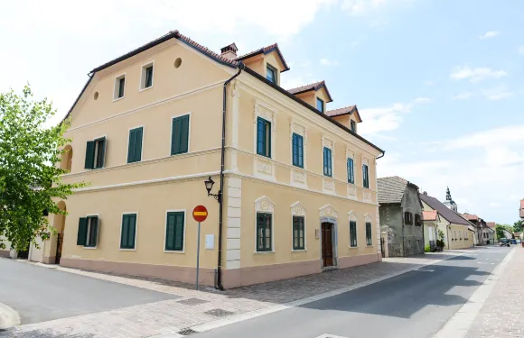 別墅卡斯塔尼耶酒店