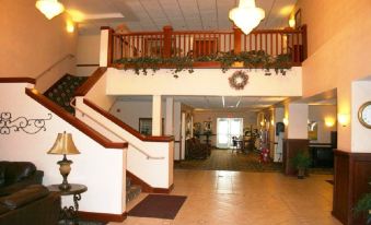 The Plaza Hotel & Suites Winona