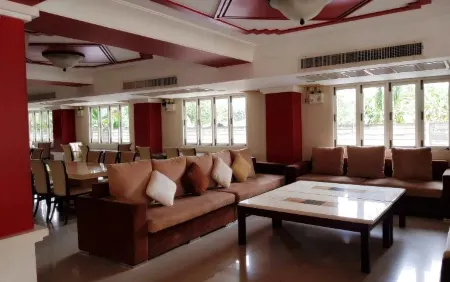 Progress Mansion Отели рядом с достопримечательностью «Университет Рангсит»