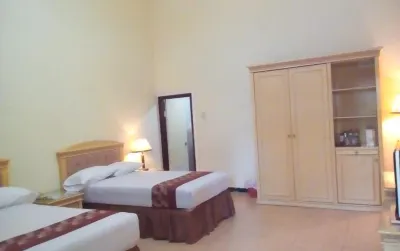 Hotel Palm Hôtels à : Bondowoso