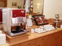 ホテル ゴールデナー アドラー