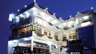 hotel-bharat-palace