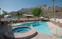 Pioneer Lodge Zion National Park-Springdale Hoteles en Springdale