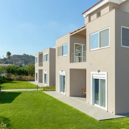 L & C Boutique Apartments