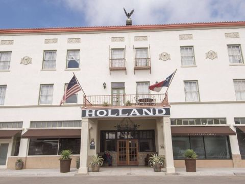 The Holland Hotel