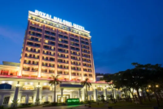 Royal Halong Hotel Hotels near Bai Chay Beach