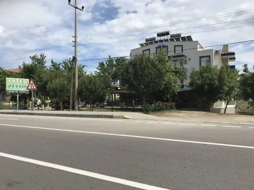 Zeytin Otel Altinoluk - Airport Shuttle