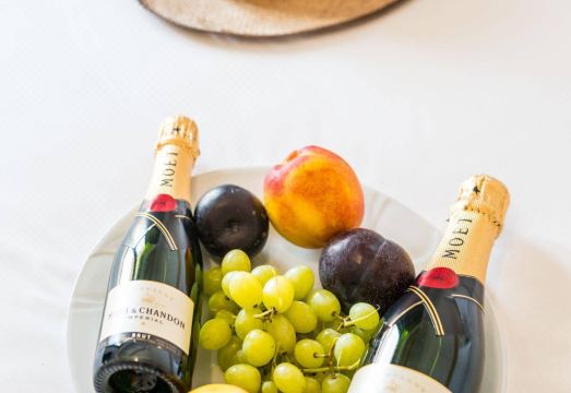 Ifestia Hotel 썸네일