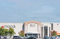 Days Inn by Wyndham Niles Hotels in Warren