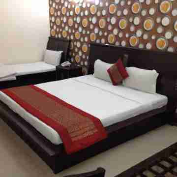 OYO 7844 Hotel Welcome Plaza Others