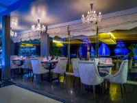 Queenco Entertainment Resort Hotels near Victory Beach