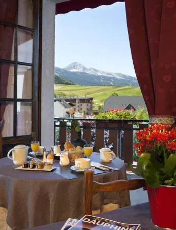 Hotel Christiania Отели в г. Виллар-де-Ланс