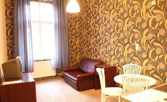 Cracow Old Town Guest House - Housity