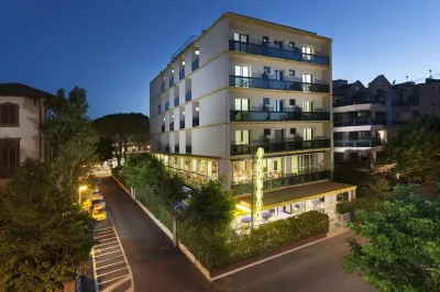 Hotel Carlton فنادق في 