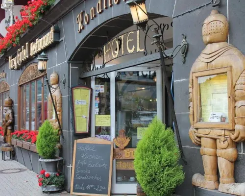Burg-Hotel & Hostel Cochem Hotels in Cochem