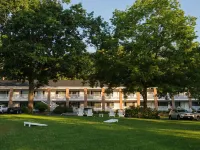 Ogunquit the Milestone Inn Hotels in Ogunquit