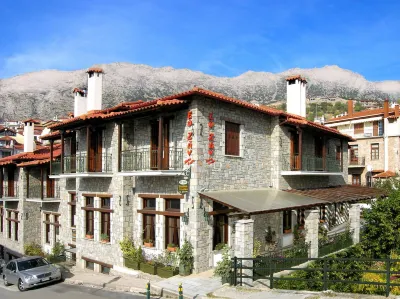 Ef Zin Hotel Arachova Hoteles cerca de Ieros Naos Agiou Georgiou