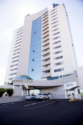Nobile Suítes Uberlândia Отели рядом с достопримечательностью «University of Art Museum»