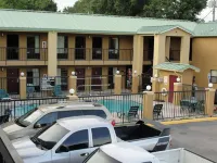Executive Inn Opp Hotels in Opp