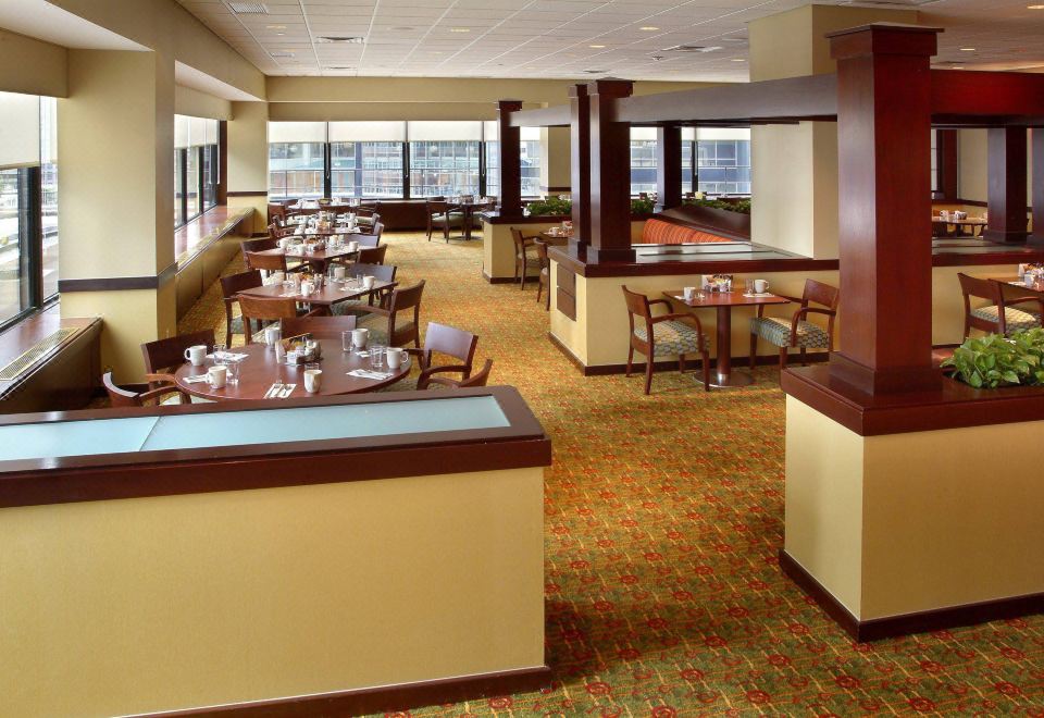 5. 코트야드 뉴욕 ..