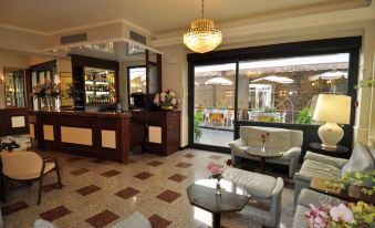 Hotel Moderno