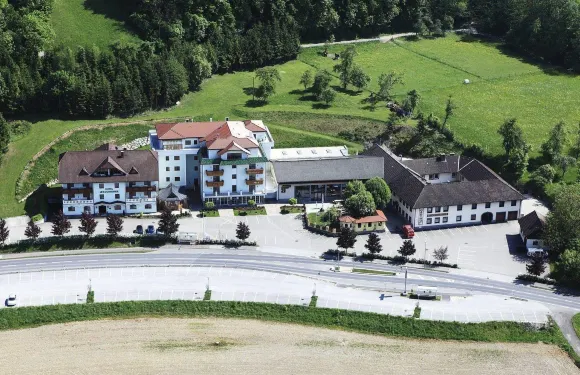 士多金格商務酒店