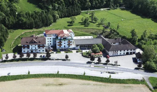 Business-Hotel Stockinger - piscine