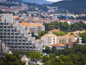 Valamar Meteor Hotel