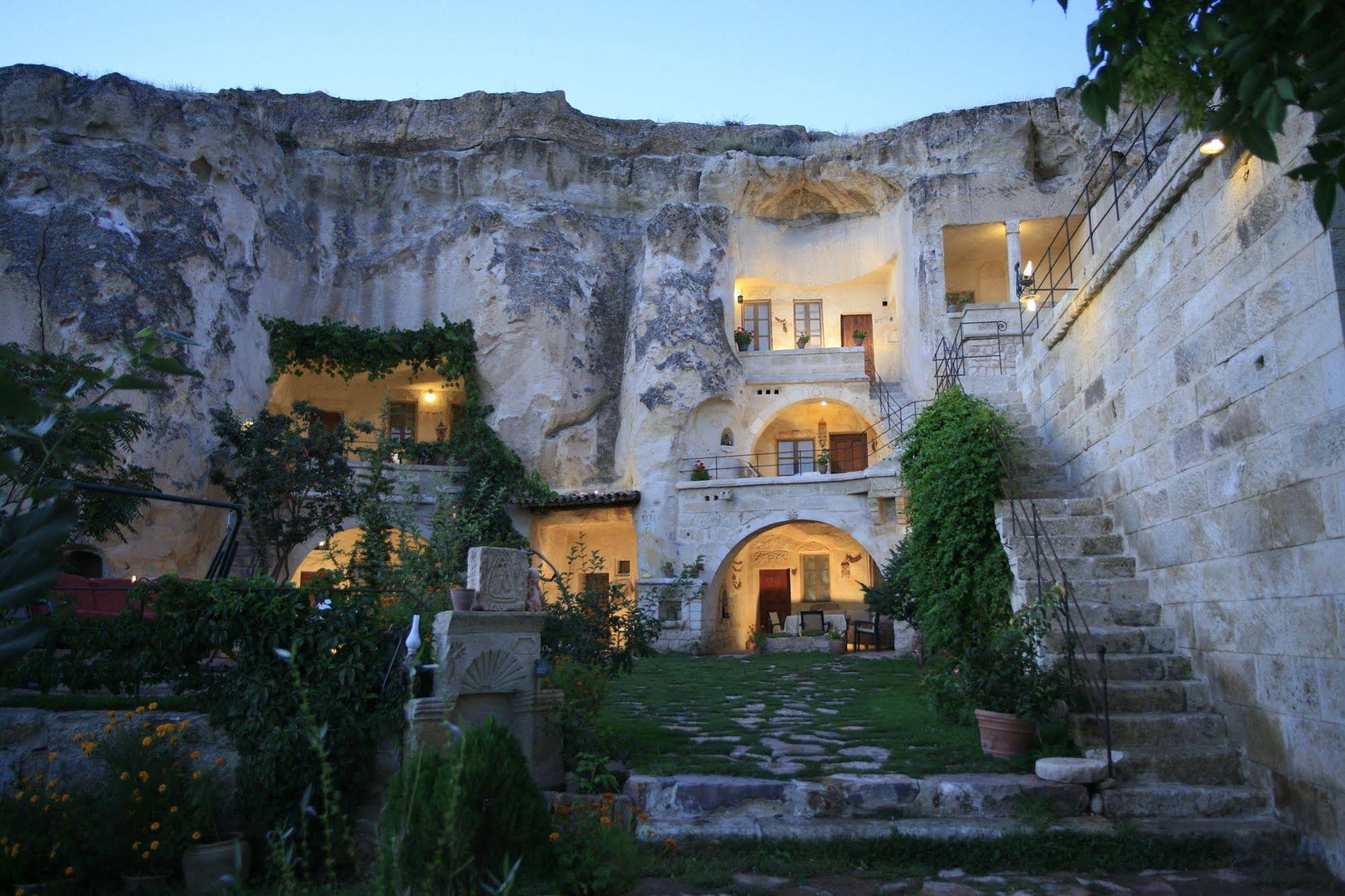 Elkep Evi Cave Hotel