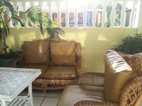 Stephanie's Apartments Ltd Отели в г. 