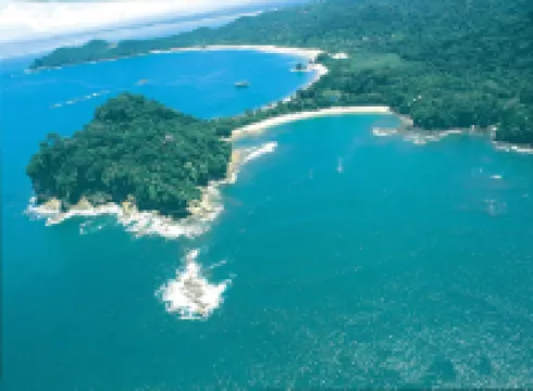 Oceanfront Hotel Verde Mar Direct Access to the Beach