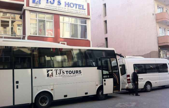 TJ's Hotel