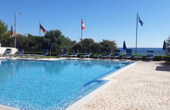 索拉里斯住宅酒店